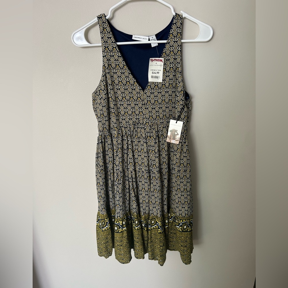 Patterned Sleeveless Dress
